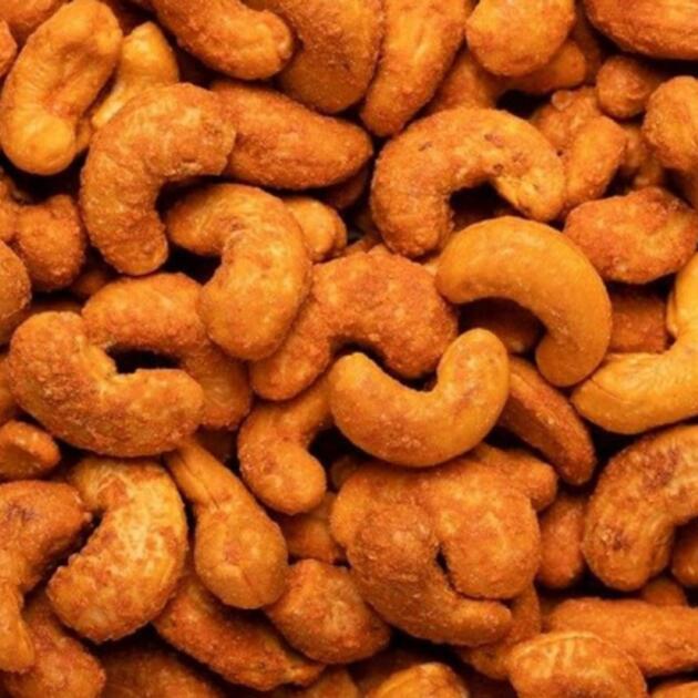 Roasted Cashews with Cheese - 1 KG