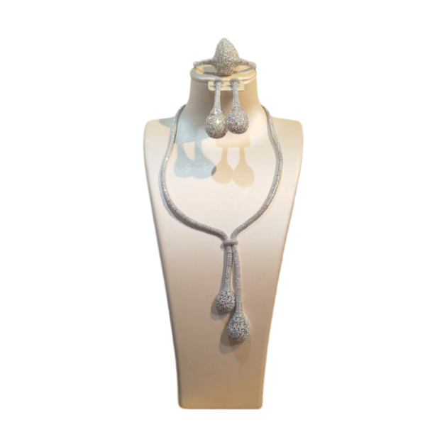 Luxurious Accessory Set