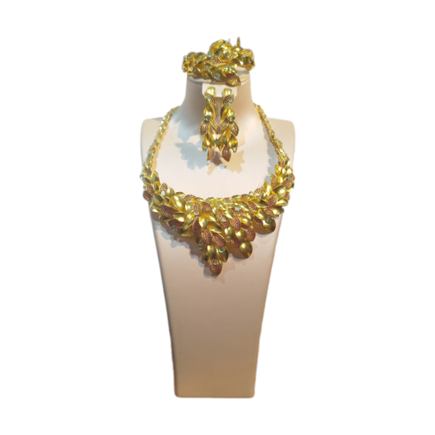 Luxurious Accessory Set