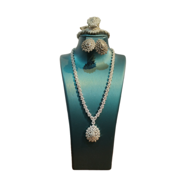 Luxurious Accessory Set