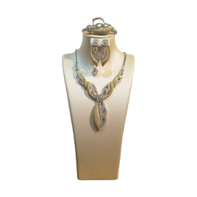 Luxurious Accessory Set