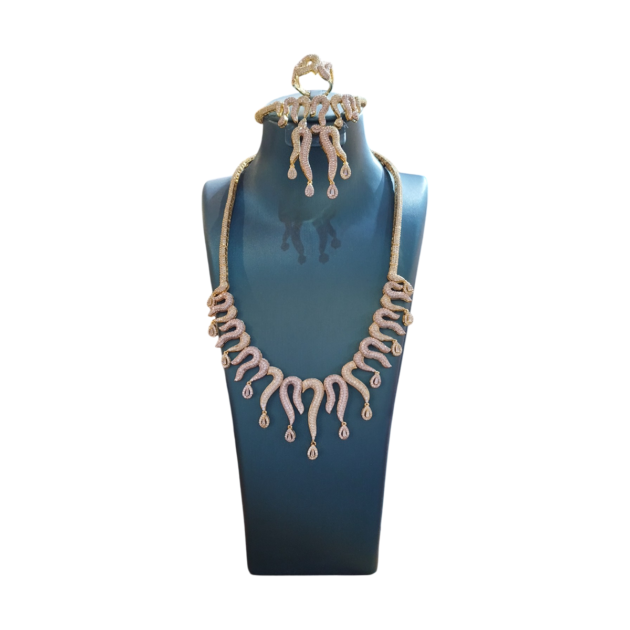 Luxurious Accessory Set